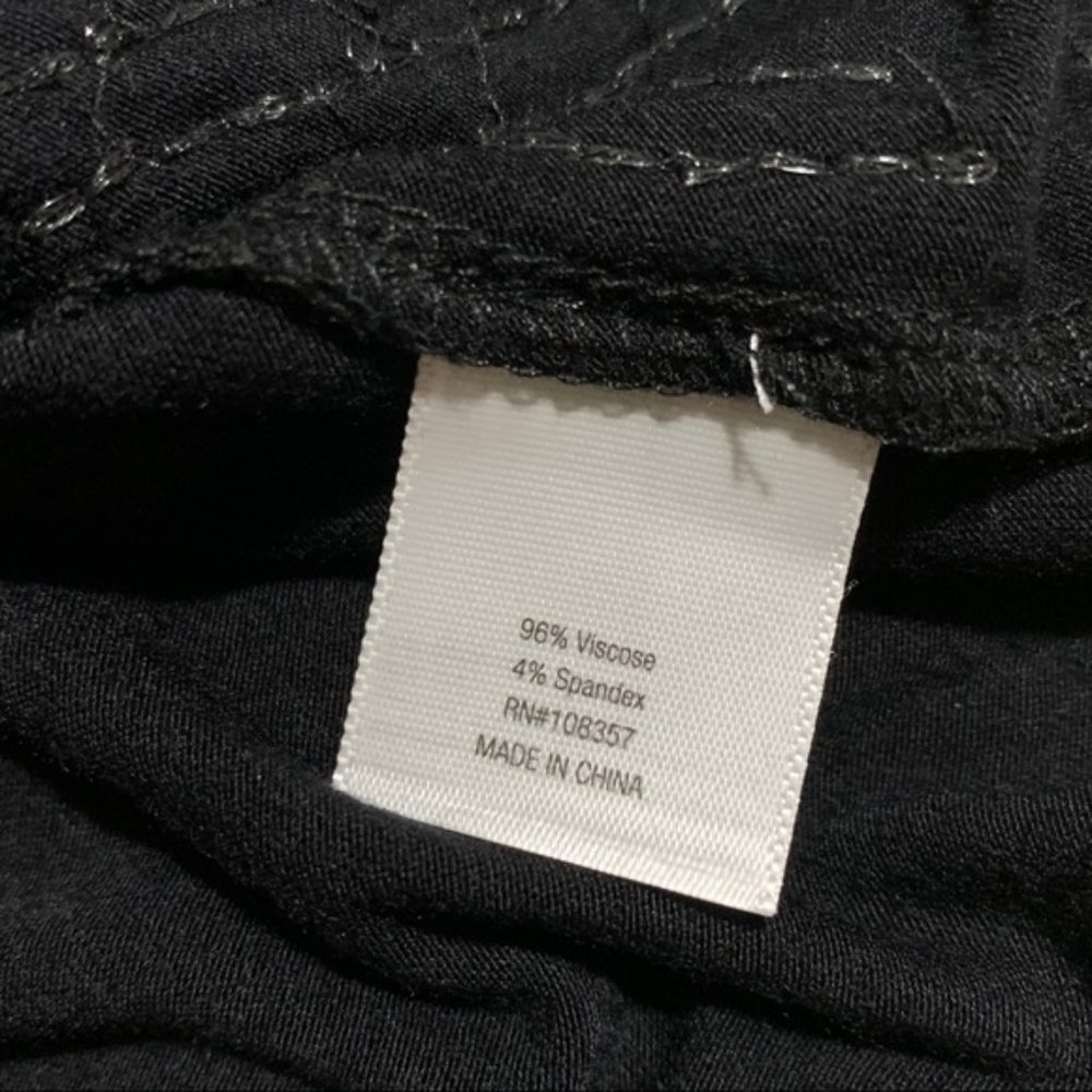 a.n.a. A New Approach Sequins Black Top size Small - Picture 5 of 8